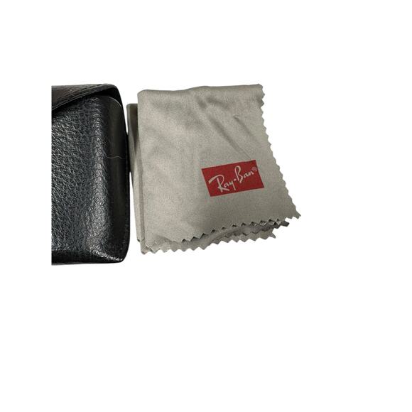 Ray Ban Luxotica Black Leather Sunglasses Case with Microfiber - Picture 5 of 6